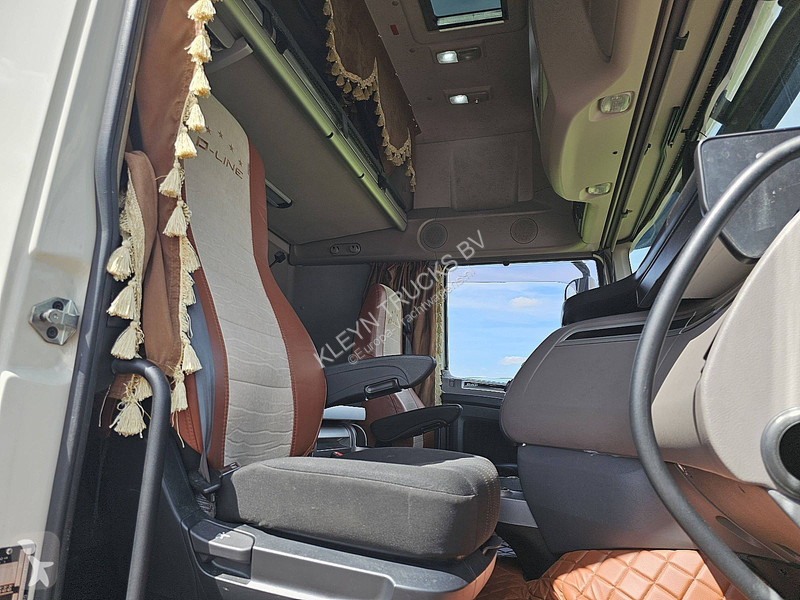 Тягач DAF XF