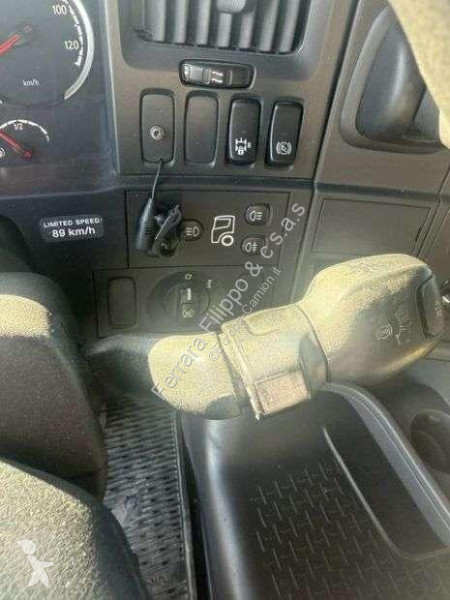 Trekker Scania R490