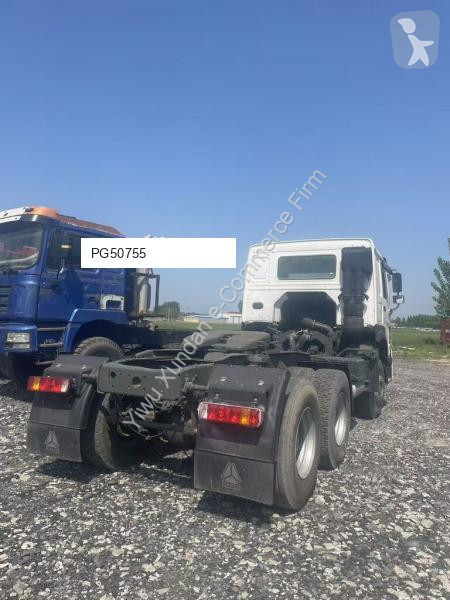 جرار Howo ZZ4257V3241W