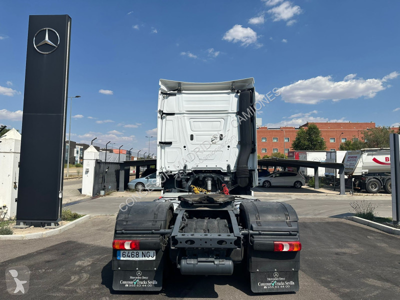 Cabeza tractora Mercedes  1845 LS