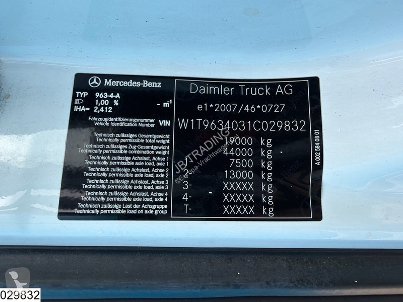 Tracteur Mercedes 1845 EURO 6