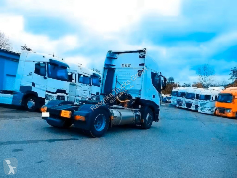 جرار Iveco 460 NP*LNG* 2 STÜCK VORHANDEN*Retarder*