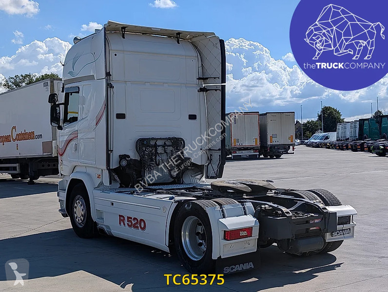 جرار Scania 520