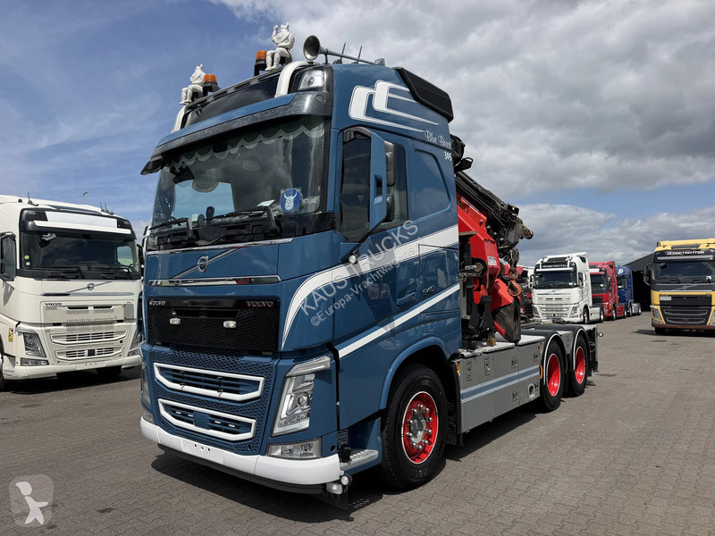 جرار Volvo 6X4 Euro 6 Palfinger PK 53002 +...