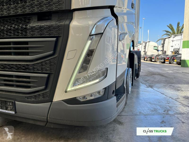 جرار Volvo FH 460 Globetrotter XL Retarder i-Save