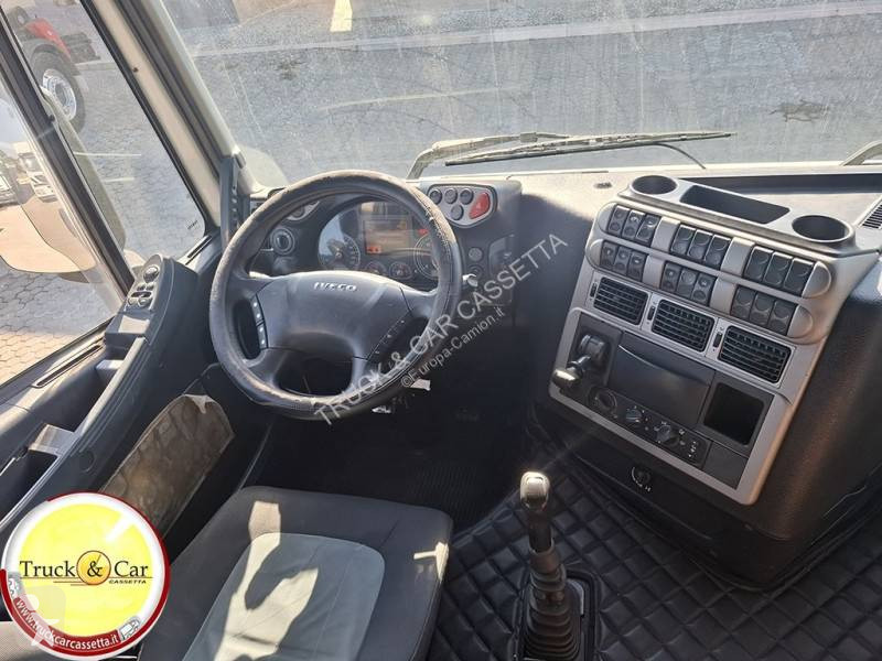Iveco  tractor unit