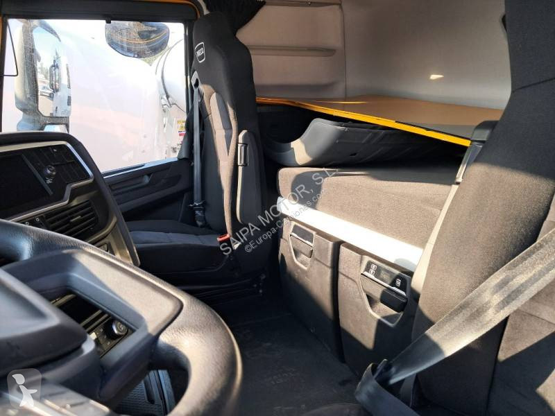 جرار Iveco