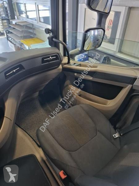Nyergesvontató DAF 480 FT 4X2