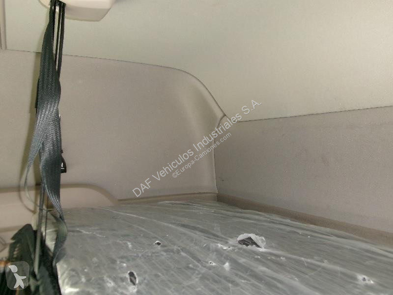 جرار DAF XG  FT 4X2