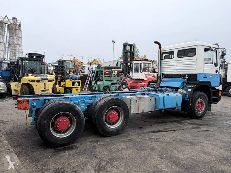 جرار MAN 26 .332 Chassis Cabine 6x4 Manual...