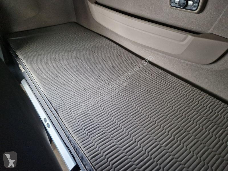 جرار DAF XG  FT 4X2