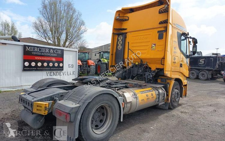 جرار Iveco