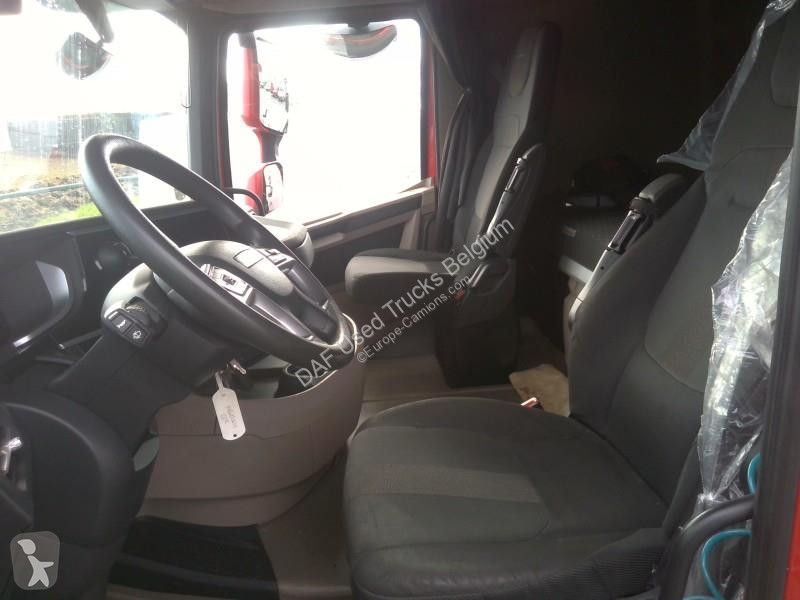 جرار DAF XG  FT 4X2