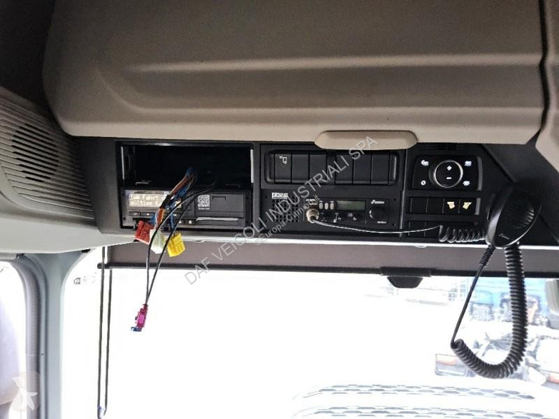 جرار DAF XG  FT 4X2