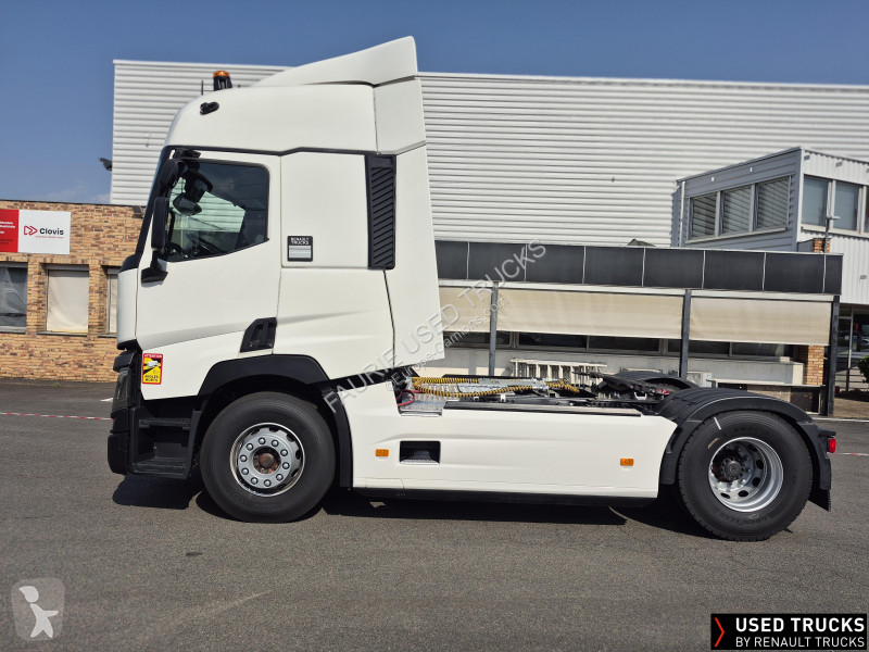جرار Renault