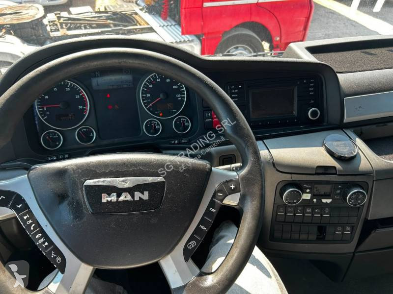 جرار MAN