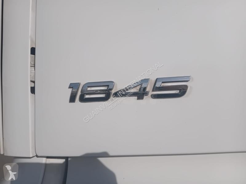 Tracteur Mercedes 1845