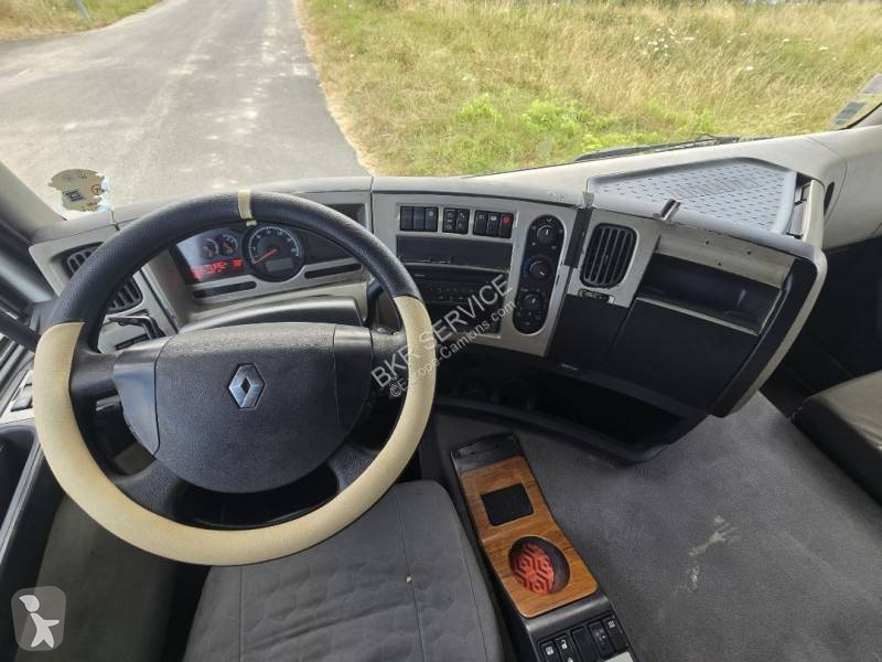 جرار Renault