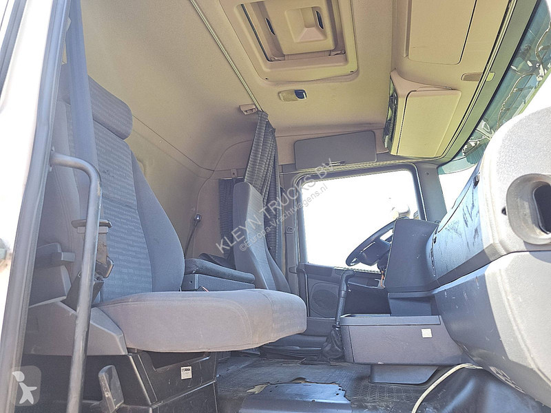 جرار Scania 420