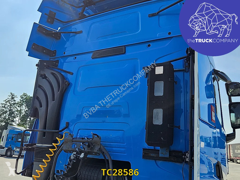 جرار Renault T 460