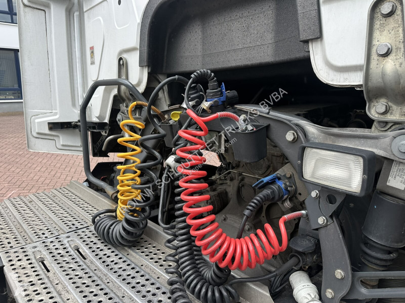 جرار Mercedes Actros 1845 LS 4x2 Actros 1845 LS...
