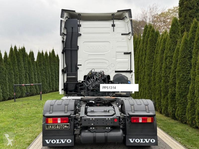 Влекач Volvo FH 460