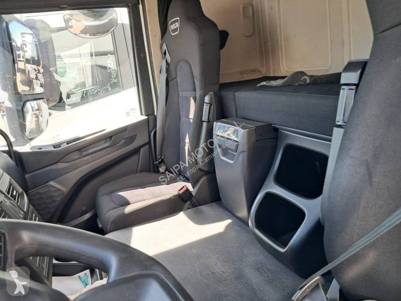 جرار Iveco