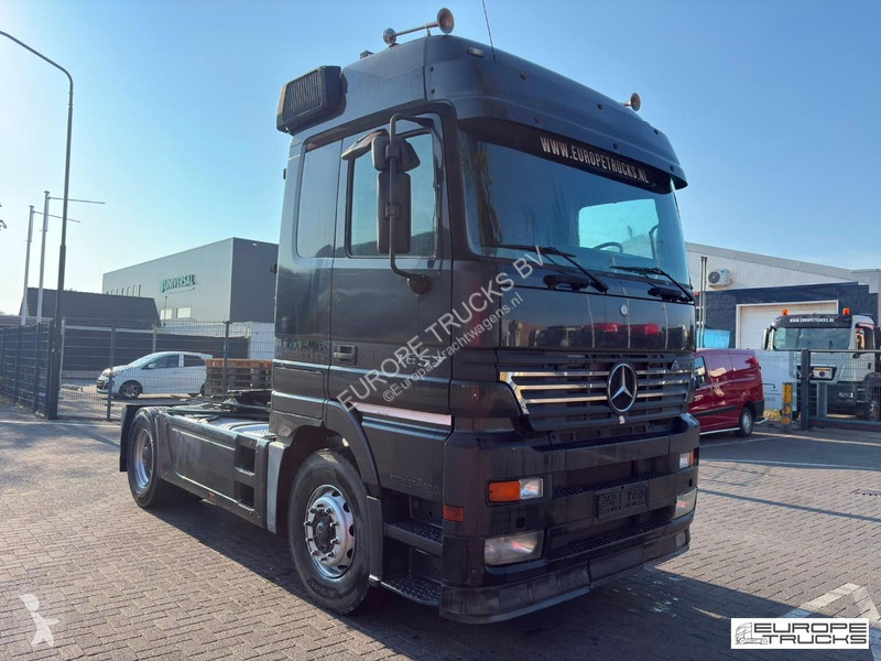Тягач Mercedes 1857 Steel/Air - EPS 3 Ped - V8...