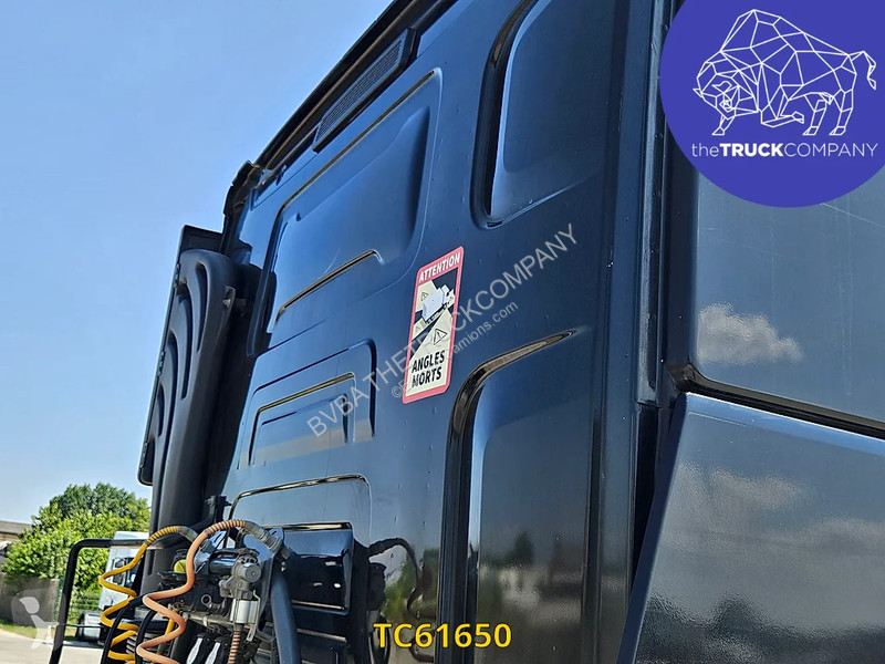 جرار Renault T 460
