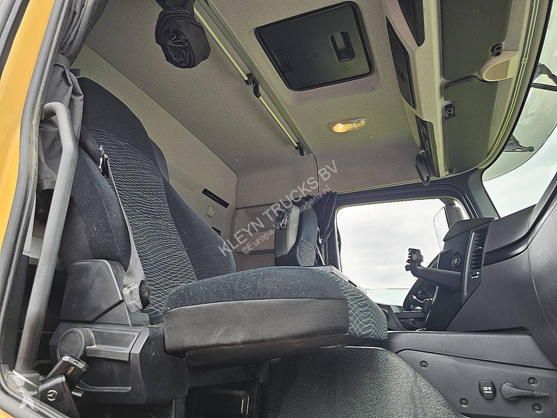 جرار Mercedes AROCS 2043 AS