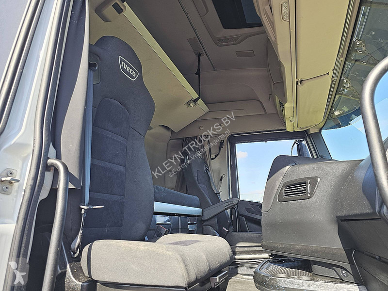 جرار Iveco AS440S51