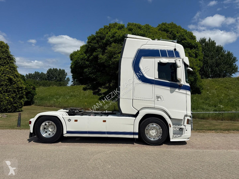 جرار Scania 520 full-air retarder