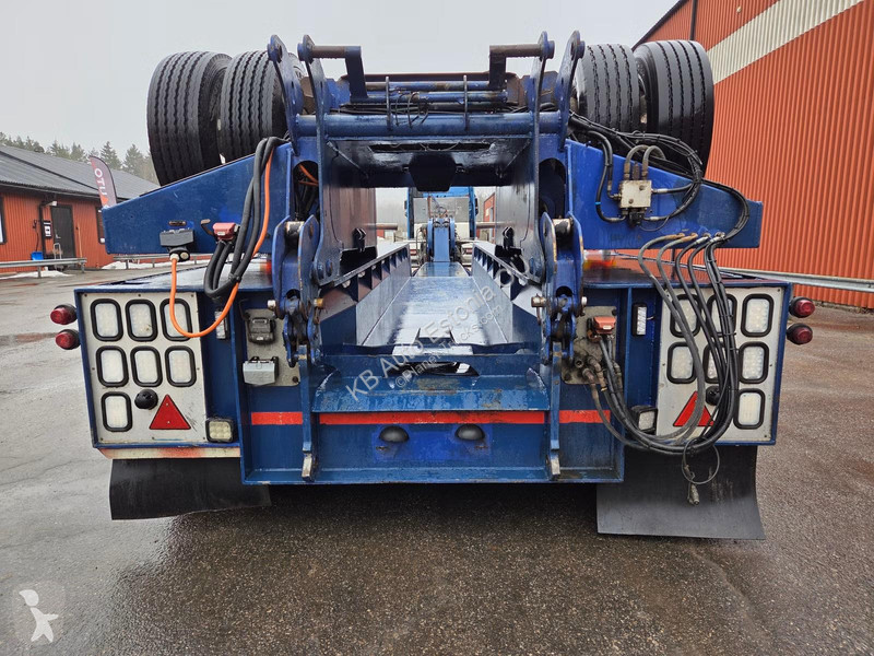 جرار Volvo 750 8x4 GCW 142 ton / GLOBE XL /...