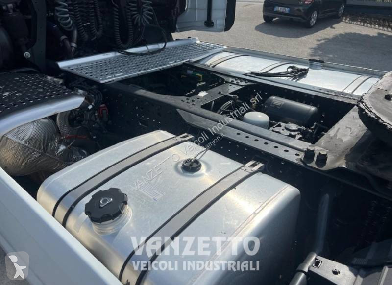 جرار Iveco