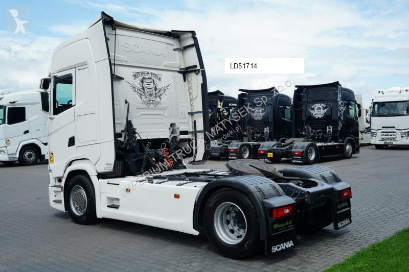 جرار Scania S 450
