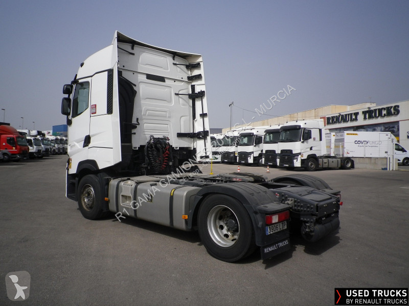 Cabeza tractora Renault