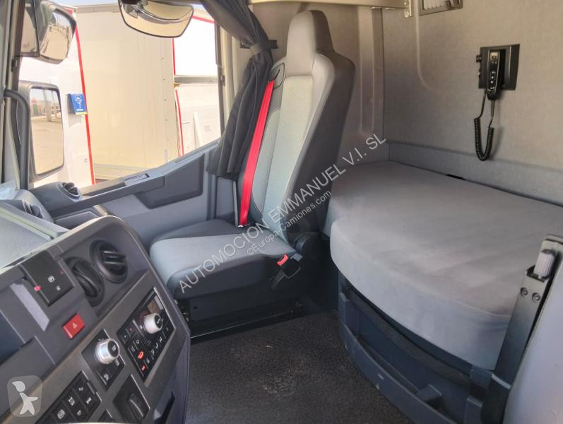 Tracteur Renault 460 ADR TSeries