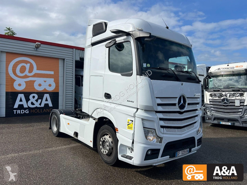 جرار Mercedes ACTROS 1845