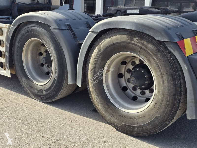 جرار Scania