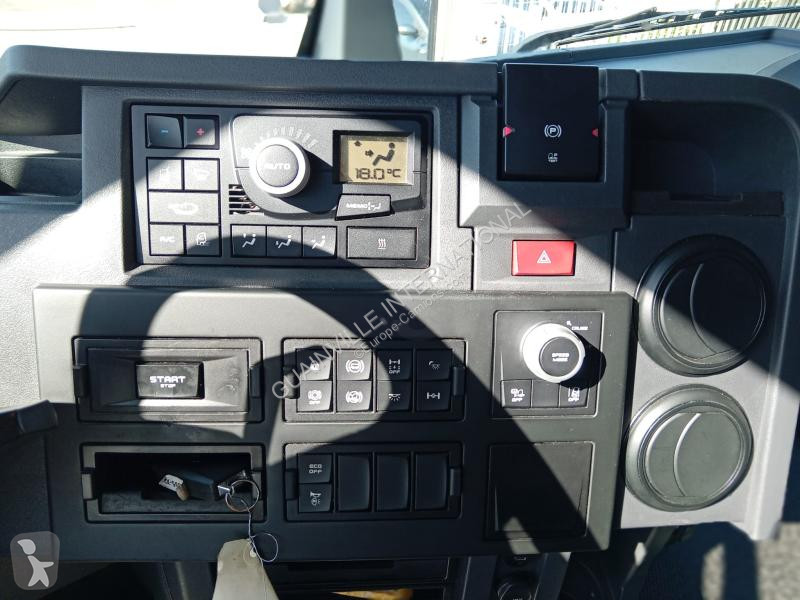 Tracteur Renault 480 Gamme T