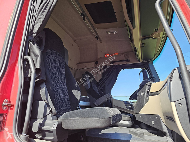 جرار Mercedes ACTROS 1845