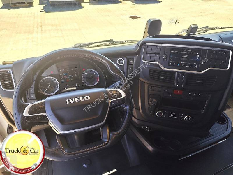 جرار Iveco