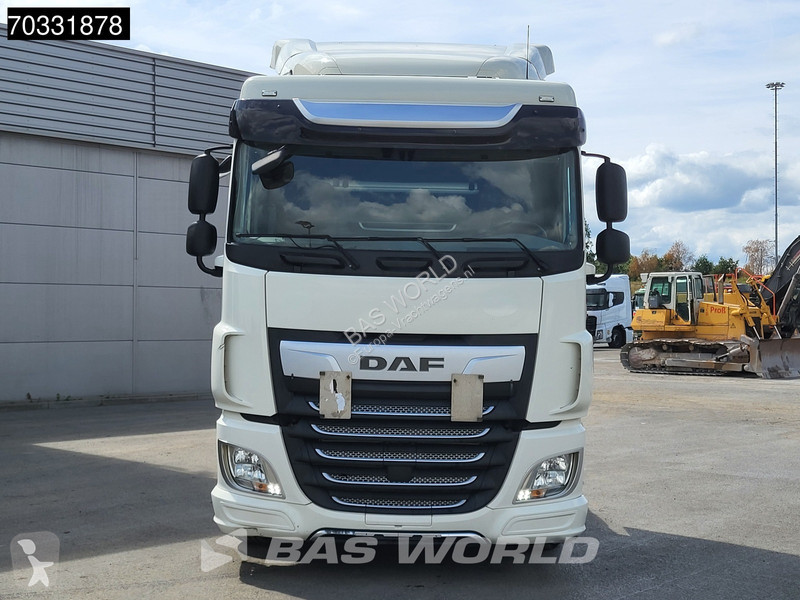 Trekker DAF XF  4X2 Mega SC 2x Tanks Standklima...