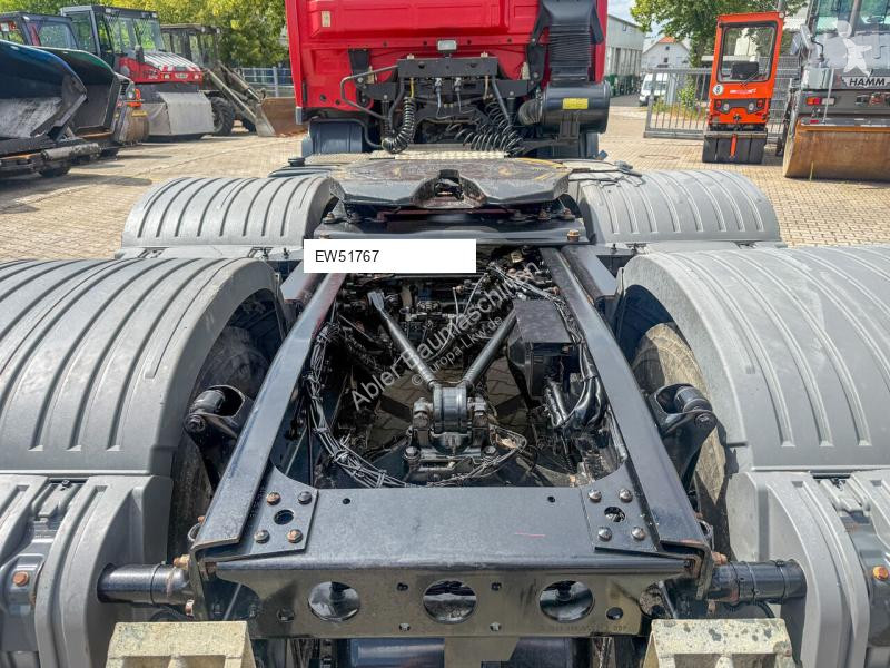 Cabeza tractora Mercedes 3351 MP3
