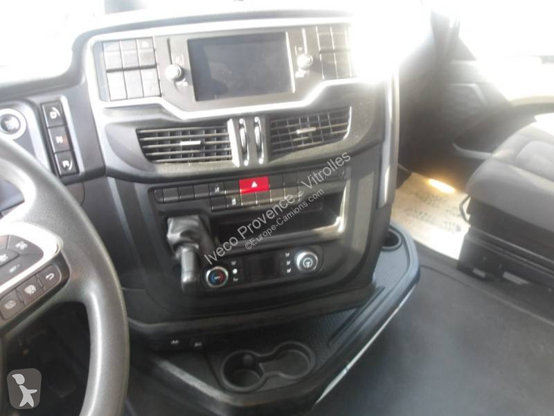 جرار Iveco