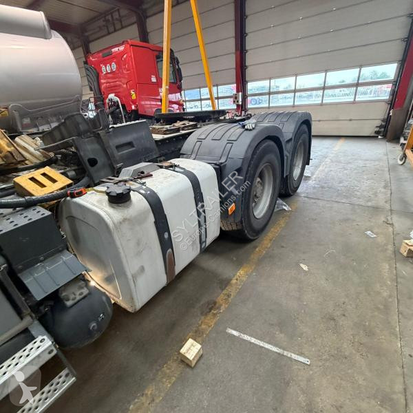 Tracteur Volvo 650