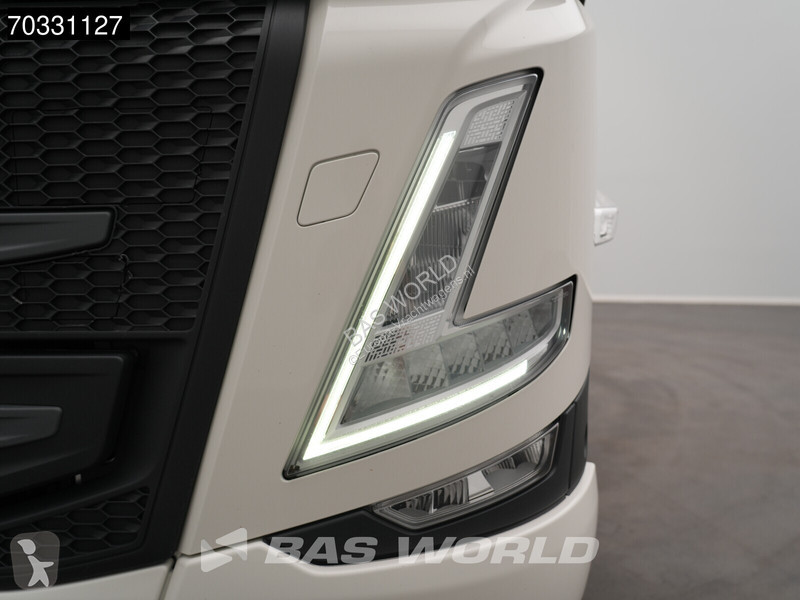 جرار Volvo FM 460 4X2 Globetrotter ACC LED