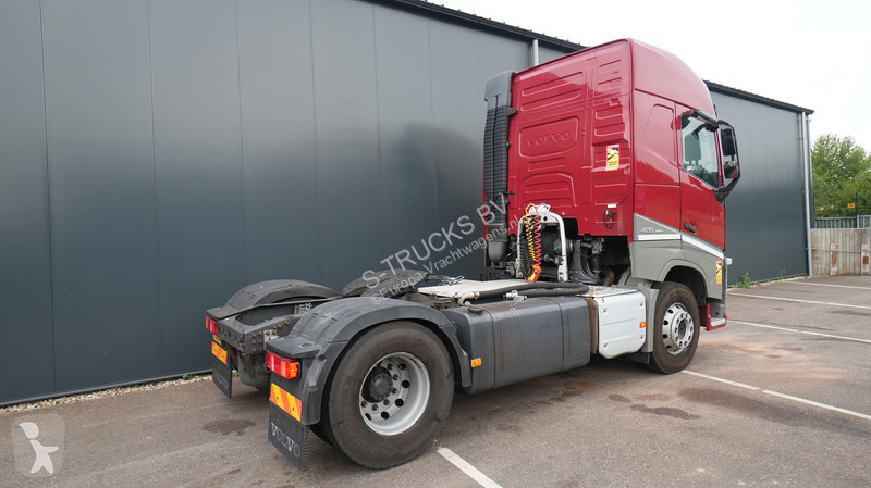 Trattore Stradale Volvo 420 ADR tractor unit