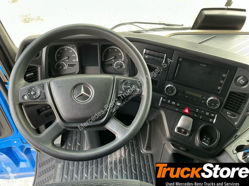 جرار Mercedes 1851