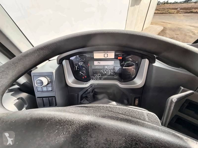 جرار Renault